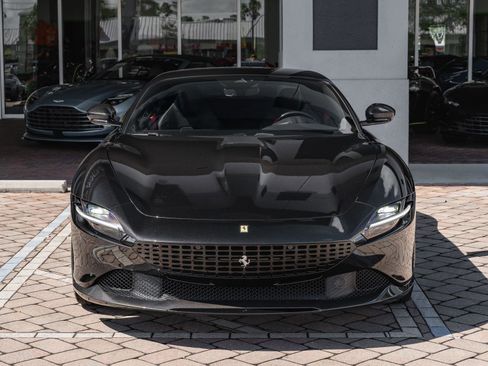 Used 2023 Ferrari Roma image 12