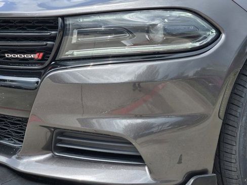 Used 2022 Dodge Charger SXT w/ Plus Group RWD image 9