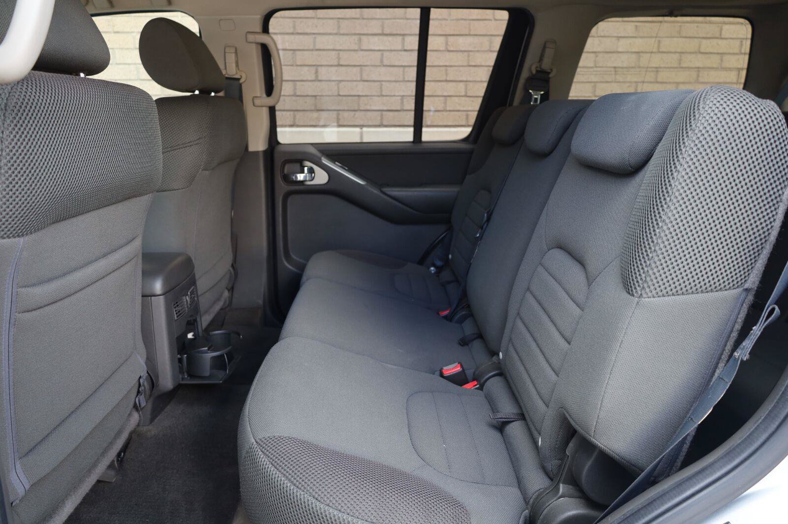 Used 2008 Nissan Pathfinder S AWD/4WD image 20