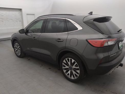 Used 2020 Ford Escape Titanium AWD/4WD image 3