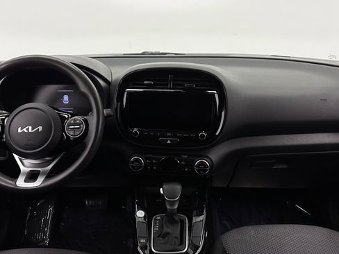 Used 2023 Kia Soul S image 27