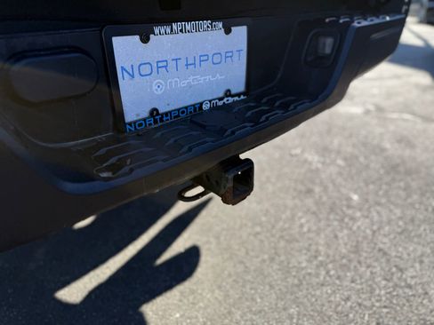 Used 2017 Toyota Tacoma 2WD Access Cab image 20