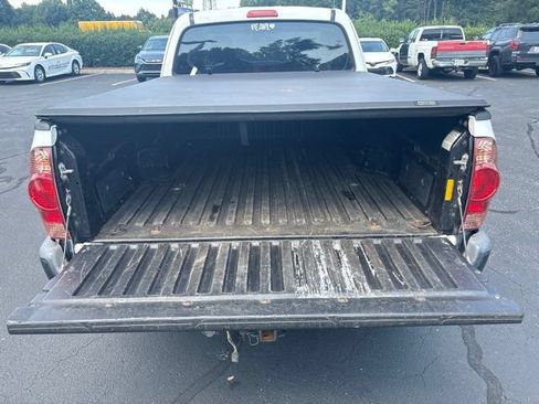 Used 2015 Toyota Tacoma 2WD Access Cab image 10