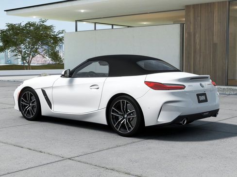 New 2026 BMW Z4 sDrive30i image 2