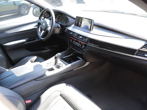 Used 2019 BMW X6 xDrive35i AWD/4WD image 13