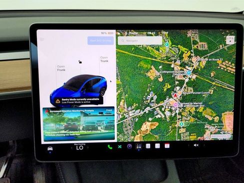 Used 2024 Tesla Model Y Long Range AWD/4WD image 24