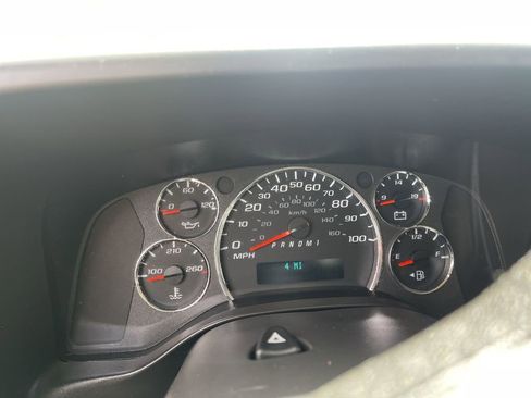 Used 2021 Chevrolet Express 2500 Extended w/ Driver Convenience Package RWD image 3