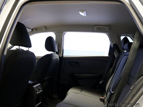 Used 2023 Nissan Rogue S AWD/4WD image 13