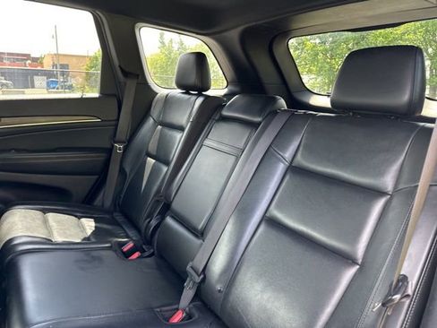 Used 2019 Jeep Grand Cherokee Limited AWD/4WD image 16