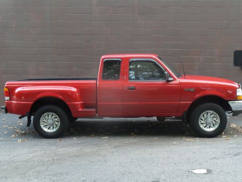Used 1999 Ford Ranger XLT image 1