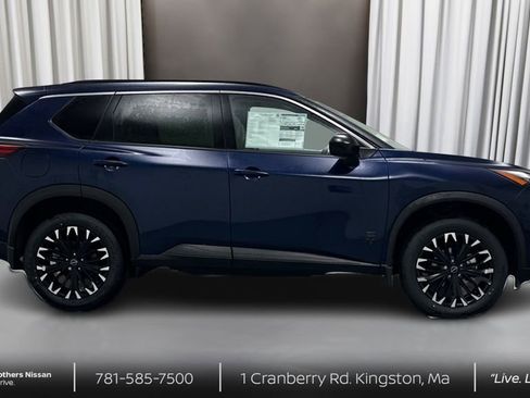 New 2026 Nissan Rogue SV image 4