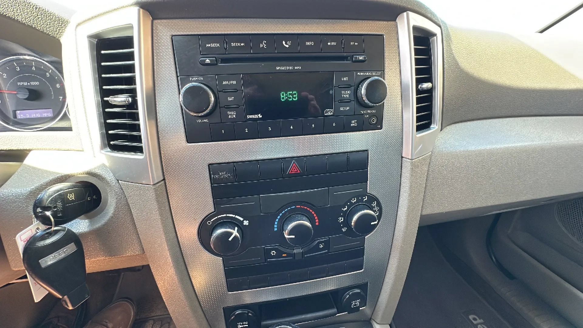 Used 2009 Jeep Grand Cherokee Laredo w/ Trailer Tow Group AWD/4WD image 14
