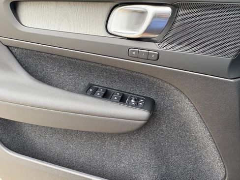 New 2026 Volvo XC40 B5 Core w/ Protection Package Premier image 16