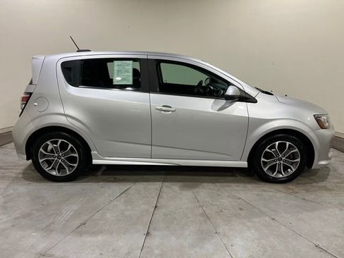 Used 2018 Chevrolet Sonic LT w/ Convenience Package image 7