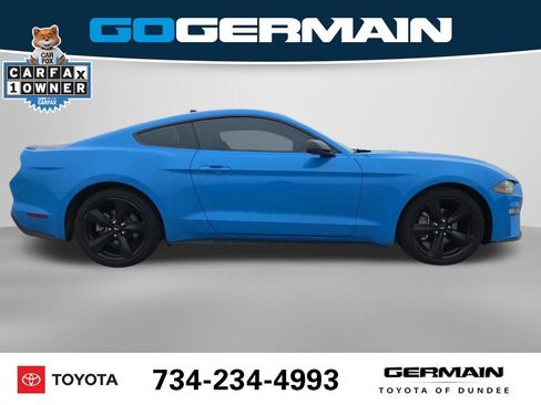 Used 2022 Ford Mustang Premium w/ Equipment Group 201A image 7