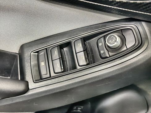 Used 2020 Subaru Crosstrek 2.0i Premium w/ Moonroof Package 2 image 34