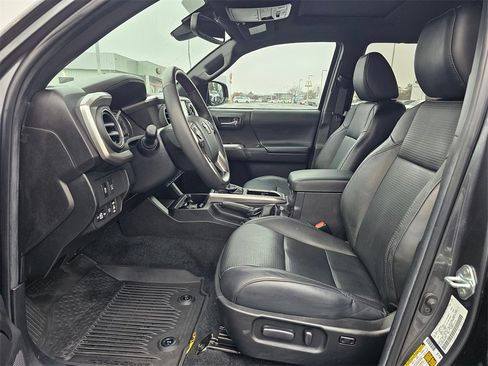 Used 2023 Toyota Tacoma Limited w/ Nightshade Package image 19