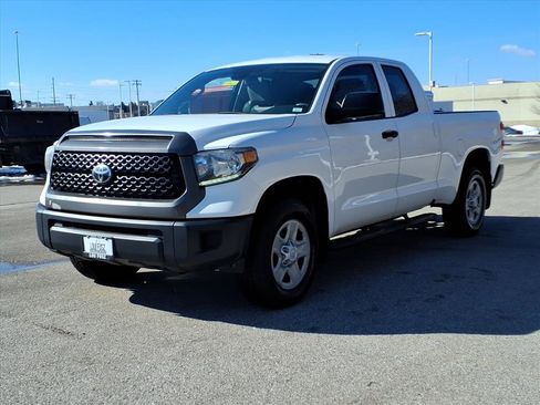 Used 2020 Toyota Tundra SR image 2