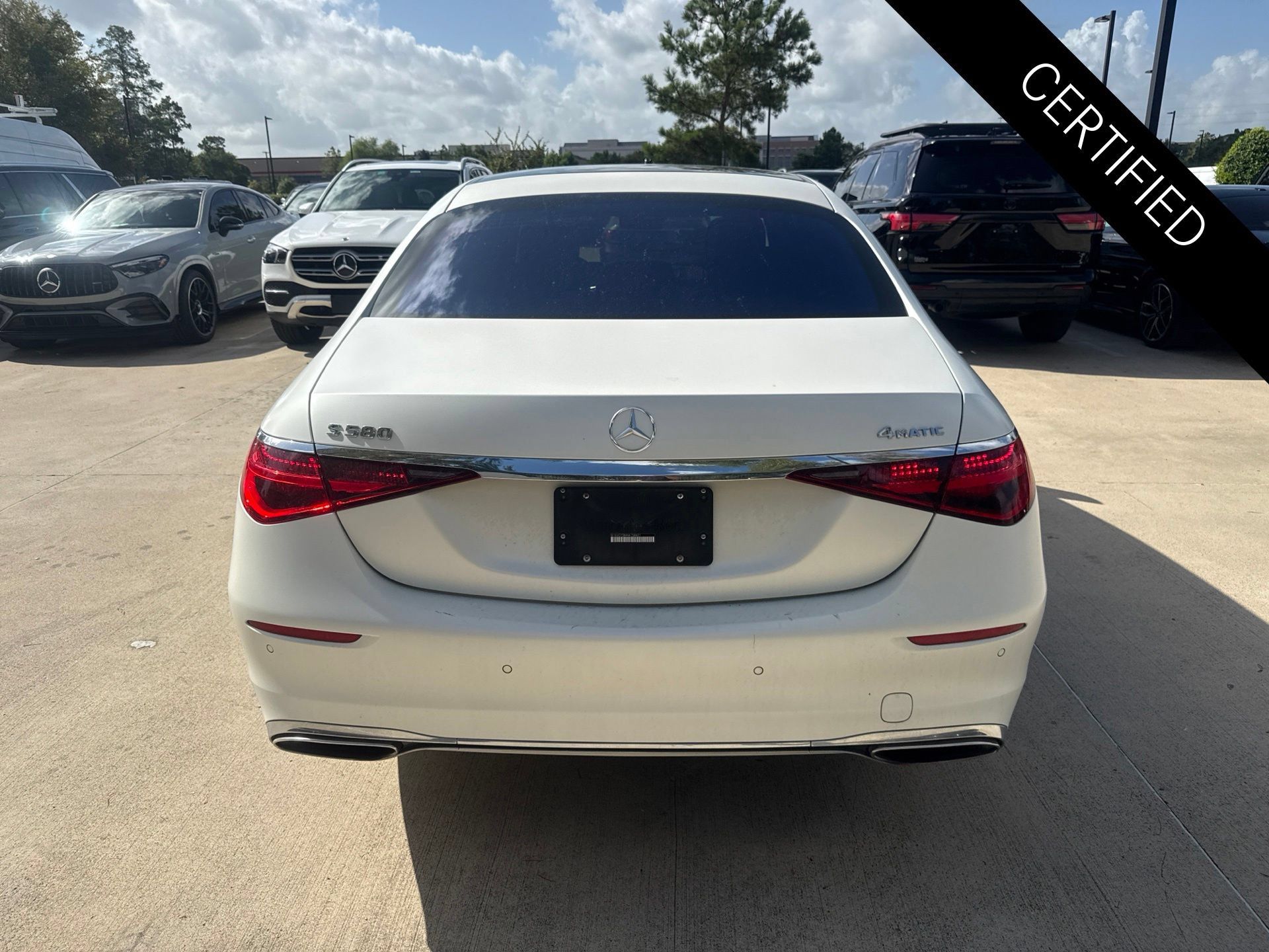 Used 2022 Mercedes-Benz S 580 4MATIC Sedan image 5