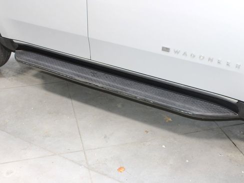 Used 2022 Jeep Wagoneer Series II image 11