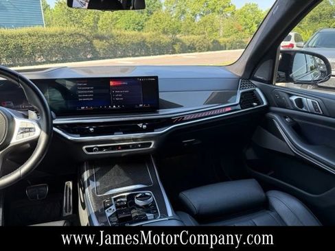 Used 2024 BMW X7 M60i w/ Executive Package AWD/4WD image 14