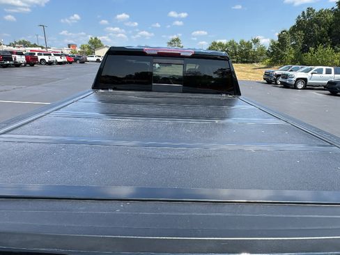 Used 2021 Chevrolet Silverado 1500 LT Trail Boss w/ Convenience Package II AWD/4WD image 29