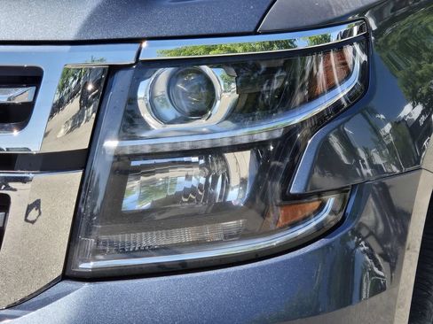 Used 2019 Chevrolet Tahoe LT AWD/4WD image 44