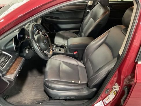 Used 2018 Subaru Outback 2.5i Limited AWD/4WD image 19