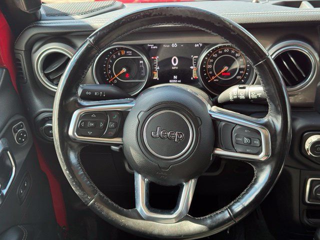 Used 2018 Jeep Wrangler Unlimited Sahara w/ Cold Weather Group AWD/4WD image 28