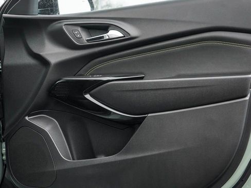 New 2026 Chevrolet Trax ACTIV w/ Driver Confidence Package image 9