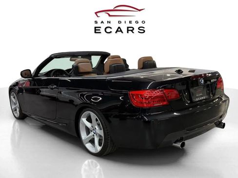 Used 2013 BMW 335i Convertible image 7