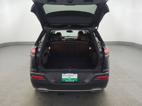Used 2018 Jeep Cherokee Limited AWD/4WD image 33