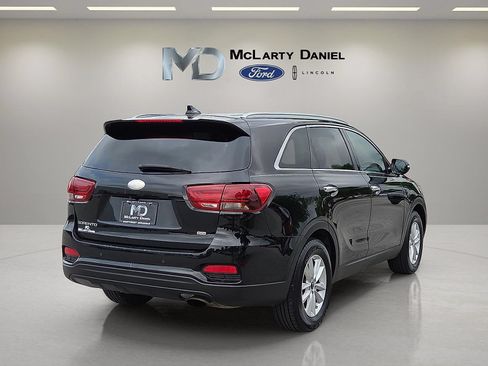 Used 2019 Kia Sorento FWD w/ LX Convenience Package image 5