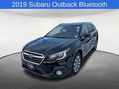 Used 2019 Subaru Outback 3.6R Touring image 1
