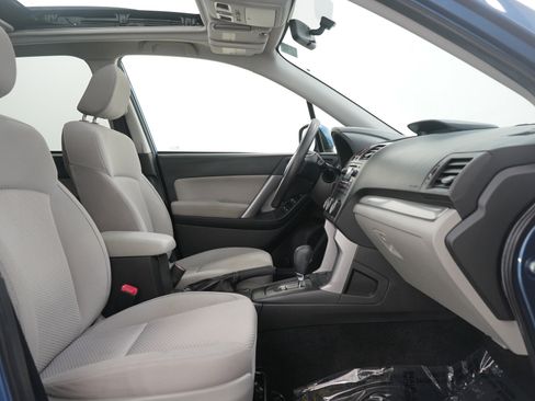 Used 2015 Subaru Forester 2.5i Premium w/ All-Weather Package image 12