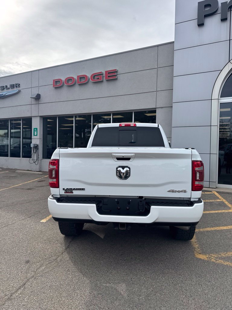 Used 2022 RAM 2500 Laramie AWD/4WD image 3