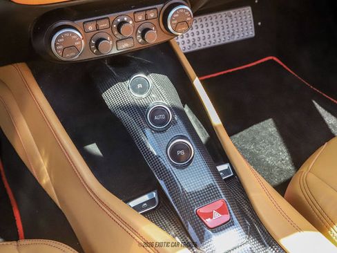 Used 2015 Ferrari California T RWD image 57