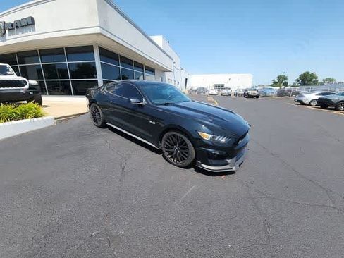 Used 2017 Ford Mustang GT Premium w/ GT Performance Package RWD image 8