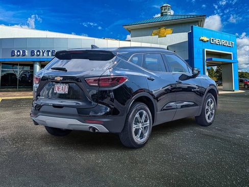 New 2026 Chevrolet Blazer LT w/ LPO, Floor Liner Package FWD image 7