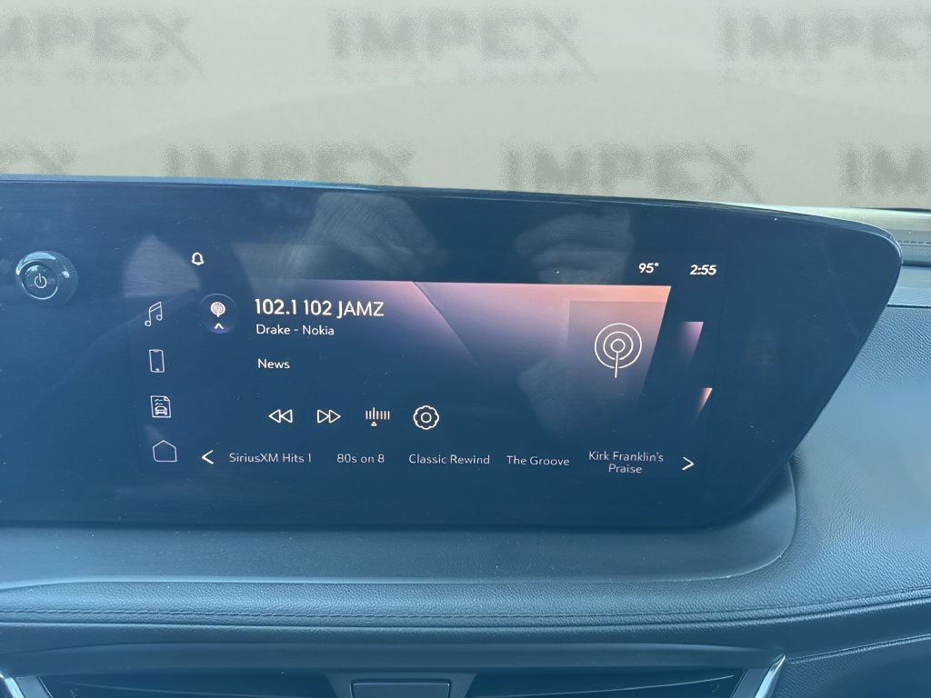 Used 2024 Buick Encore GX Avenir w/ Avenir Technology Package FWD image 18