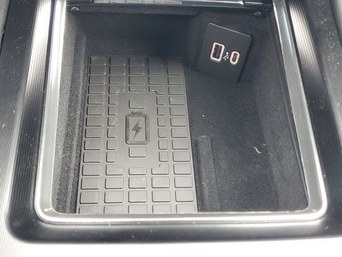 New 2026 Lincoln Corsair Premiere AWD/4WD image 23