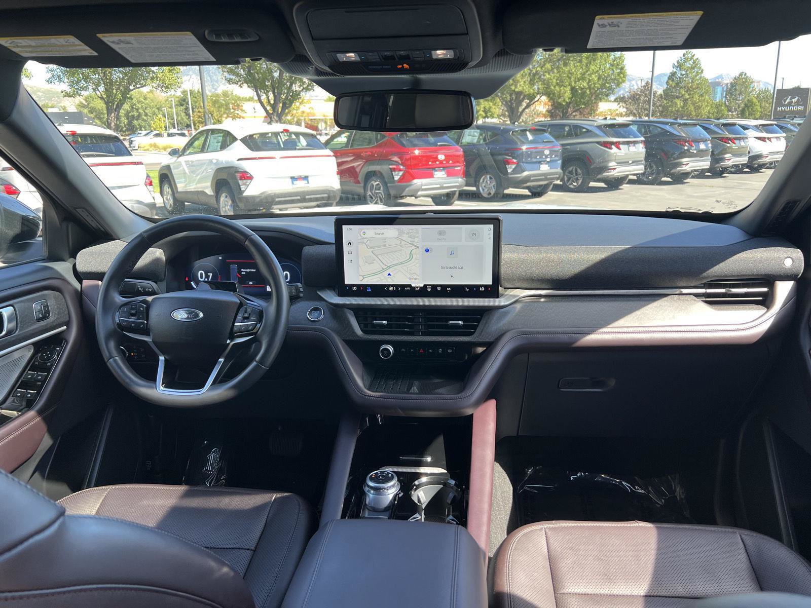 Used 2025 Ford Explorer Platinum w/ LUX Leather Package AWD/4WD image 20