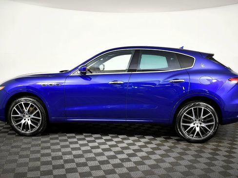 Used 2021 Maserati Levante image 15
