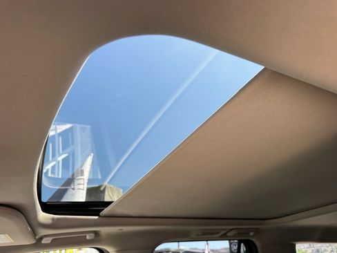 Used 2019 Ford Expedition Platinum RWD image 27
