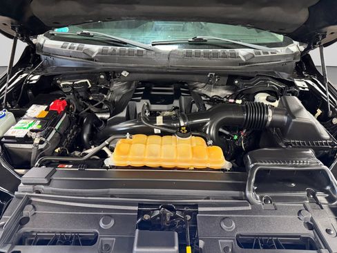Used 2015 Ford F150 XL w/ Equipment Group 101A Mid AWD/4WD image 26