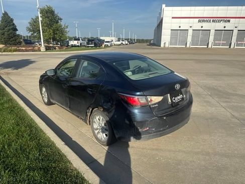 Used 2017 Toyota Yaris iA FWD image 6