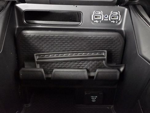 Used 2024 RAM 2500 Rebel image 38