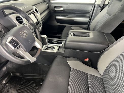 Used 2017 Toyota Tundra SR5 w/ TRD Off Road Package AWD/4WD image 4