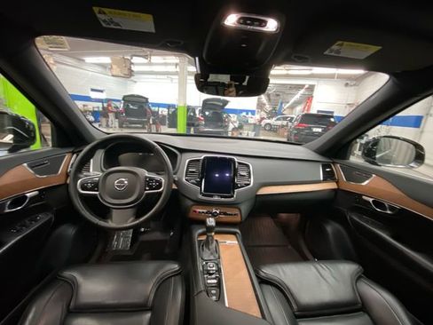 Used 2018 Volvo XC90 T6 Inscription image 28