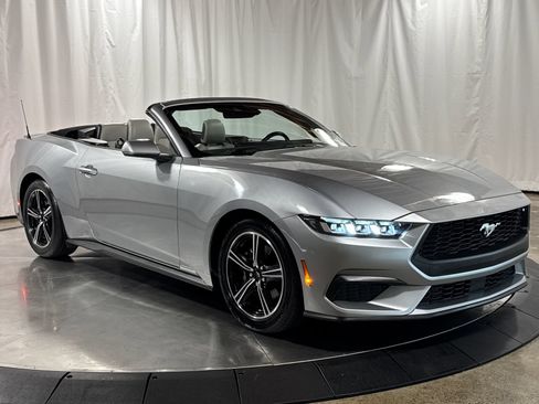 Used 2024 Ford Mustang Premium RWD image 7